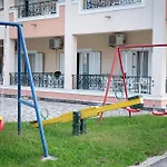 Saint Nicholas Apartament *