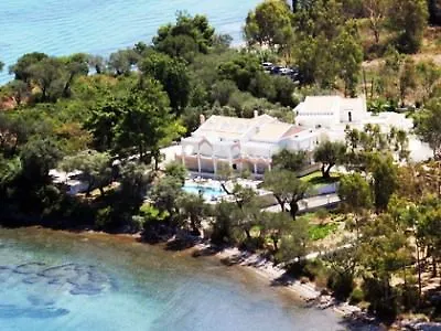 Saint Nicholas Apartment *